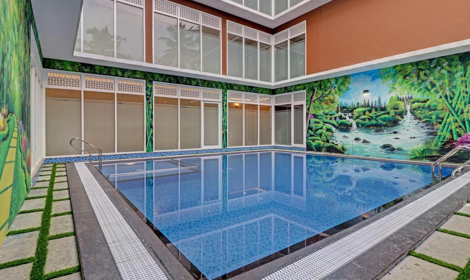 Treebo Golden Terminal, Kochi Airport Hotel Eksteriør billede