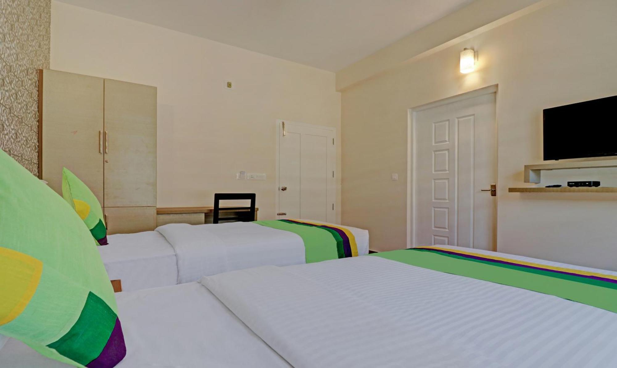 Treebo Golden Terminal, Kochi Airport Hotel Eksteriør billede