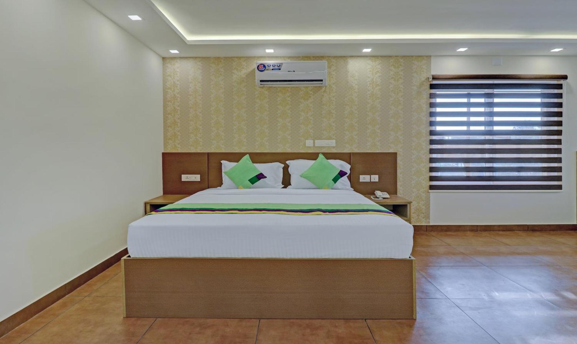 Treebo Golden Terminal, Kochi Airport Hotel Eksteriør billede